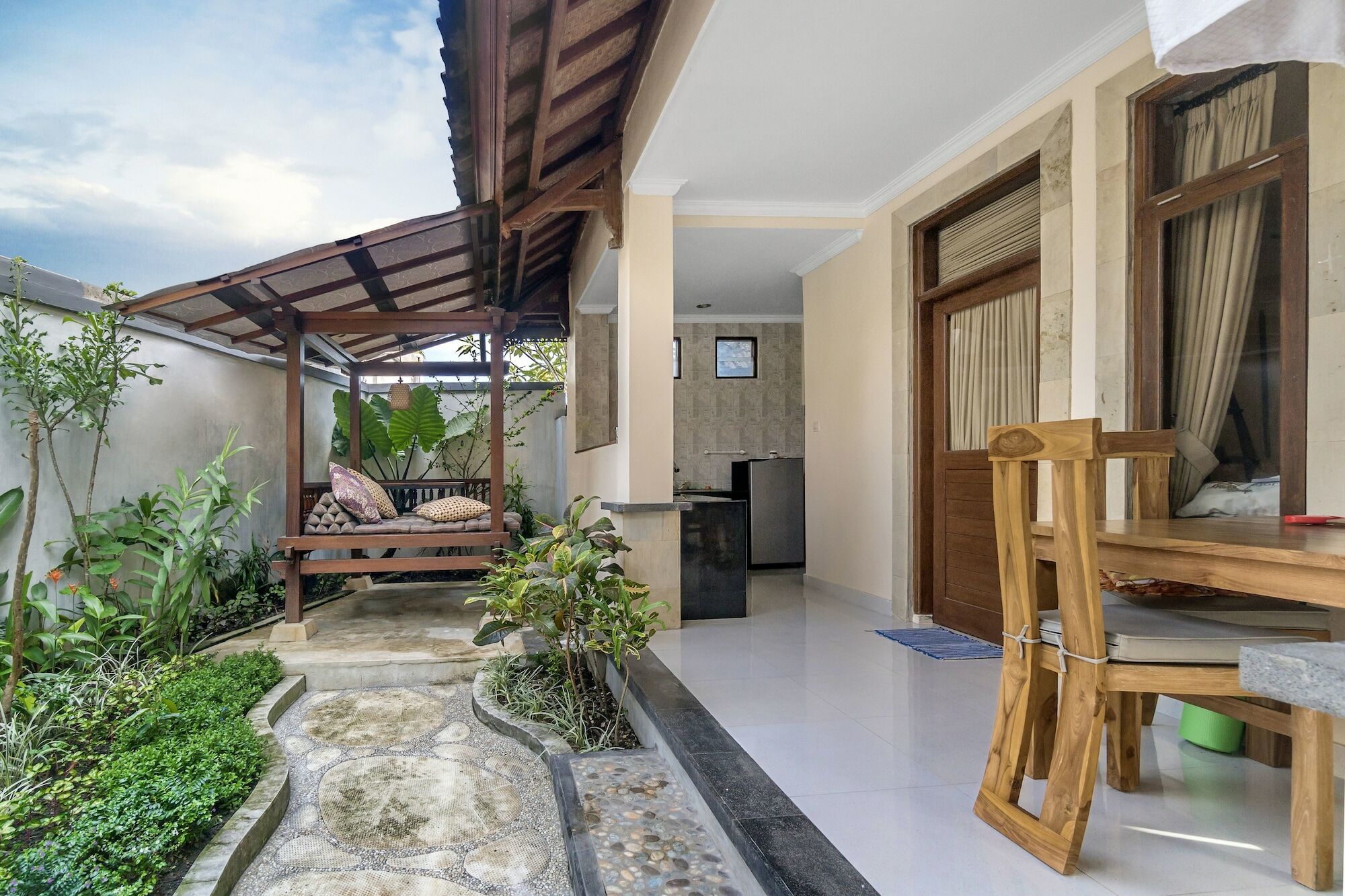 Metteyya Healing House Hotel Ubud  Bagian luar foto